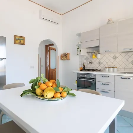 Casa La Perla Будинок відпочинку Позітано